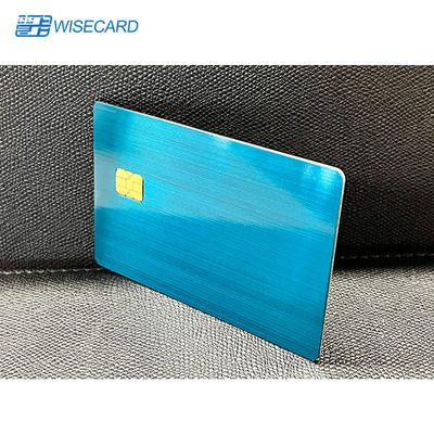 E Ink Smart Card with Battery-Free Design and Customizable Lighting Effects for Extreme Temperatures